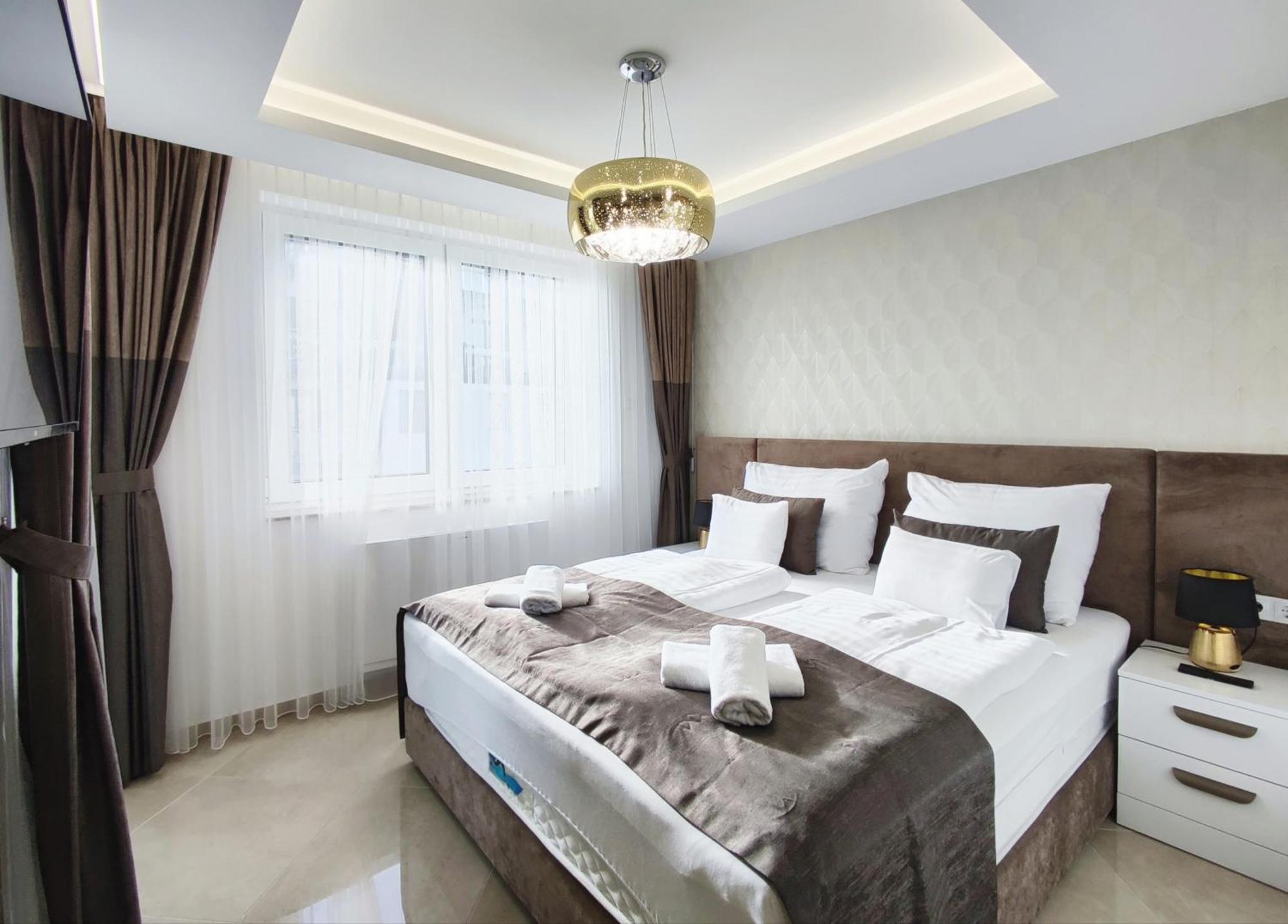 Royal Liberty Apartment Кестхей Екстер'єр фото
