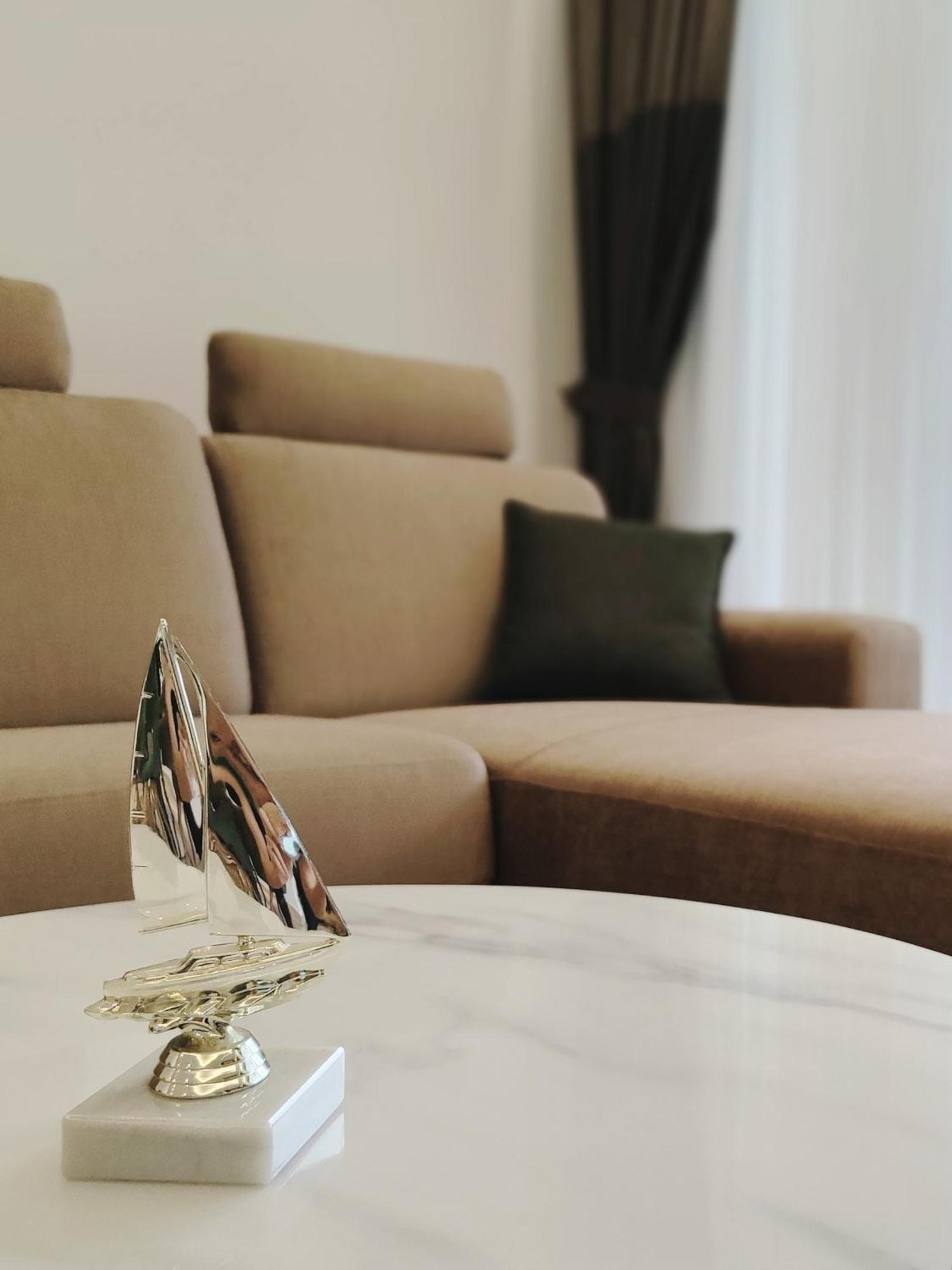 Royal Liberty Apartment Кестхей Екстер'єр фото
